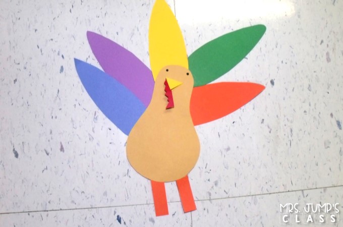 Thanksgiving classroom activities for kindergarten and first grade with free files. Turkey in Disguise activity, pilgrims, and other crafts to make Thanksgiving the best EVER!