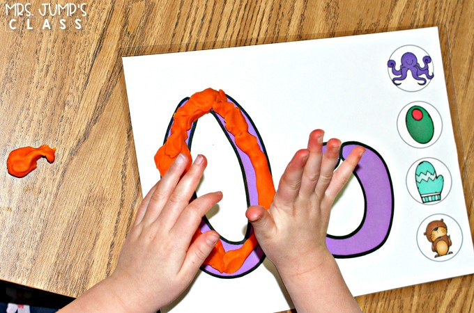 Playdough learning activities for kindergarten and first grade. Students have fun practicing letters, initial sounds, and numbers to 30 with these hands-on learning mats.