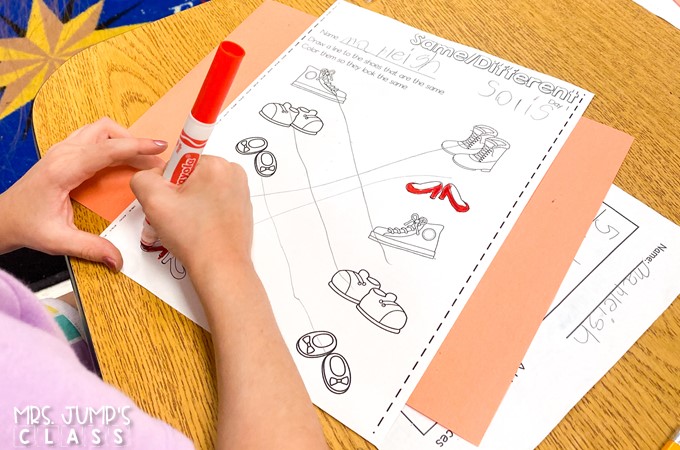 Kindergarten math lesson plans for teaching numbers to 5, 2D shapes, and 3D shapes. This resource provides detailed instruction for your first 4 weeks of math!